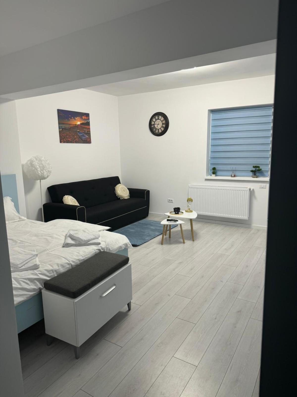 The Moon View Apartment Bucureşti Ngoại thất bức ảnh